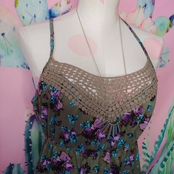 Decree | crochet boho peplum taupe floral tank top large - Picture 6 of 11